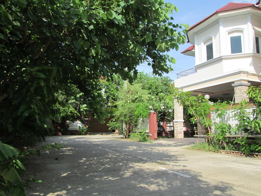 Kamalar Palace Phra Nakhon Si Ayutthaya Zewnętrze zdjęcie