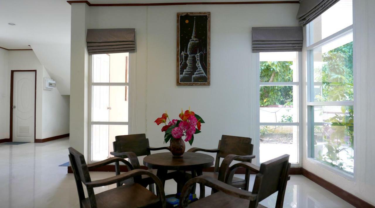 Kamalar Palace Phra Nakhon Si Ayutthaya Zewnętrze zdjęcie